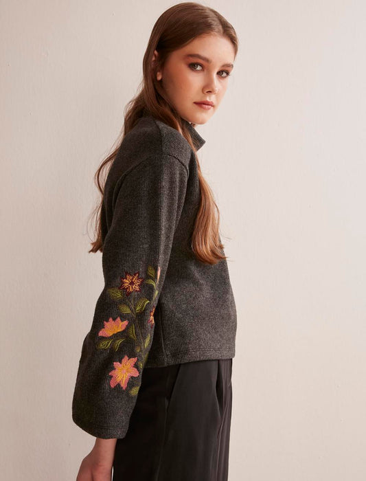 Sleeve floral pattern Sweater