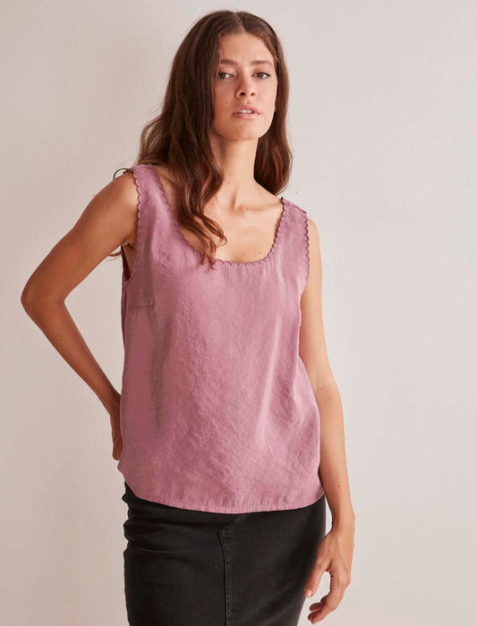 Scope Neck Blouse