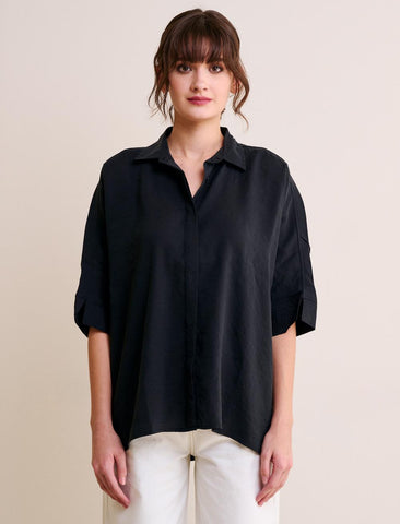 Košulja izrađena od modalne tkanine crna
